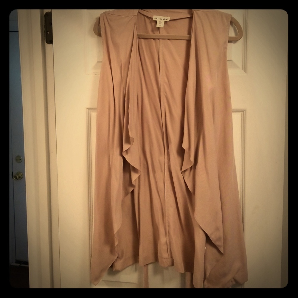 Lightweight vest